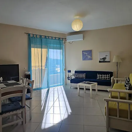 Two Bedroom With Sea View 092