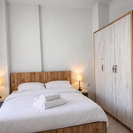 Two Bedroom With Sea View 092 Apartment *