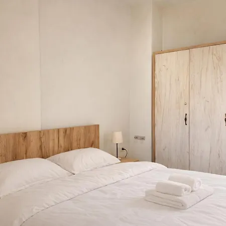 Two Bedroom With Sea View 092 Apartment Sarande