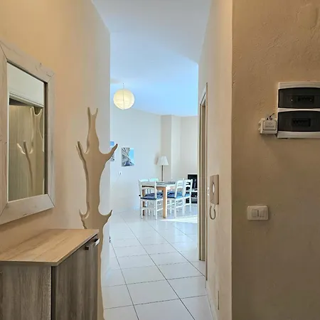 Two Bedroom With Sea View 092 *
