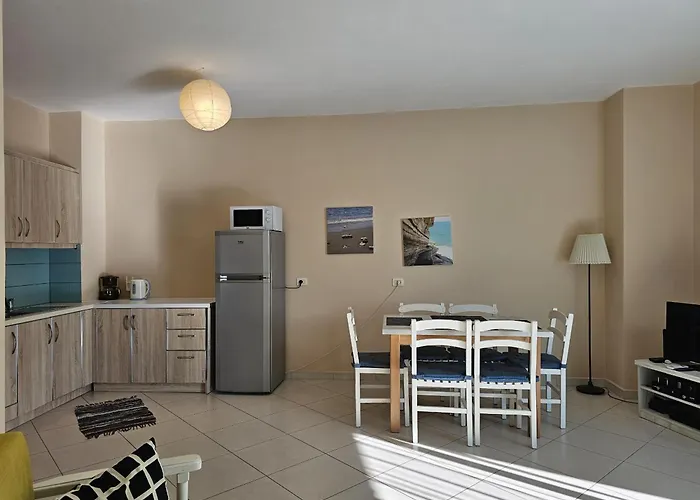 Two Bedroom With Sea View 092 Апартаменты